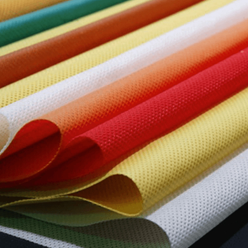 Weiße, nicht gewebte Polyester-Stapelfaser (zum Nadelstanzen verwenden), 2,5 D × 64 mm